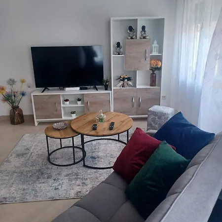 Andurina Apartment *